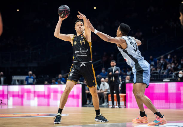 达成三连胜 达成三连胜